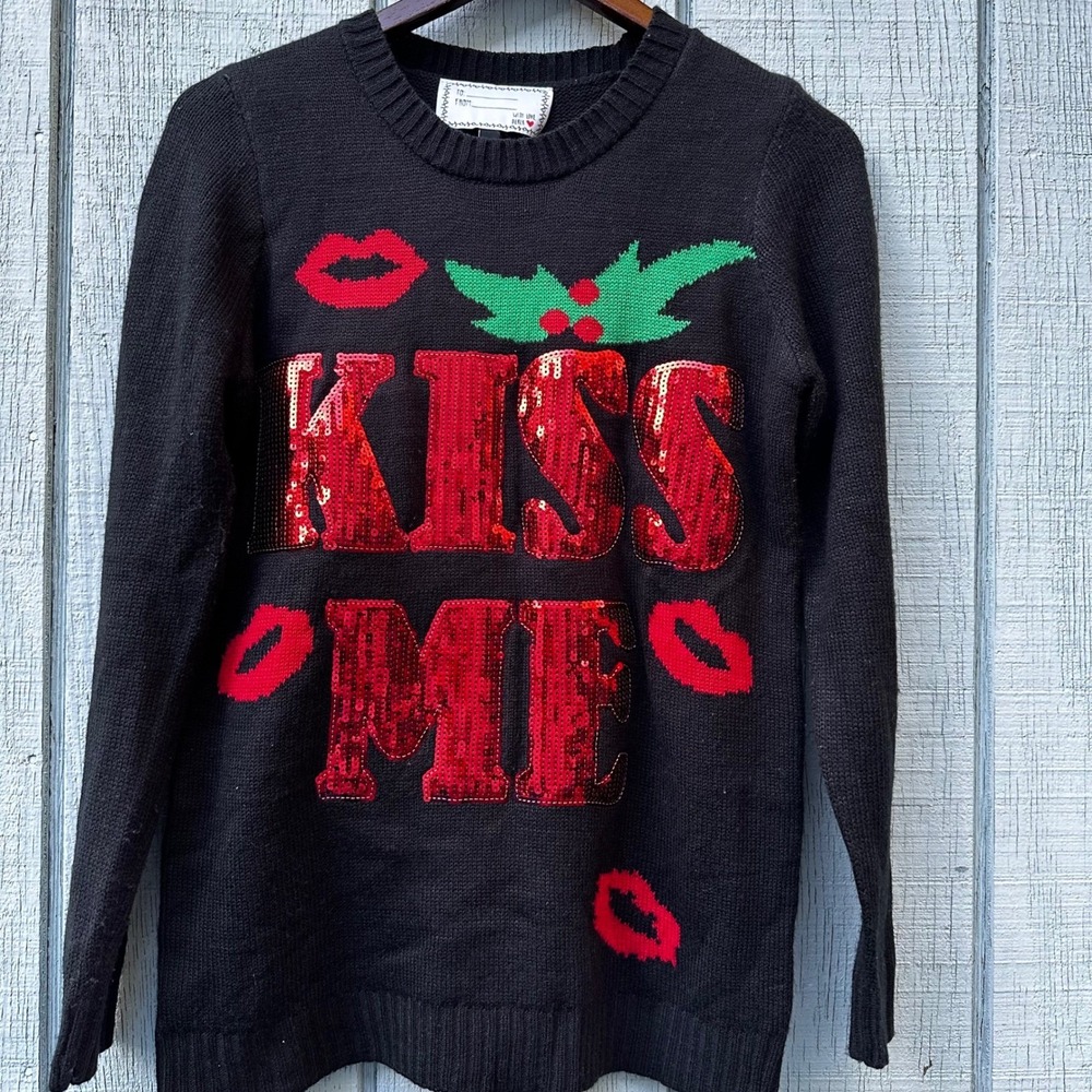Derek Heart Mistle Toe Kiss Me Christmas Sweater Sz M Black Sequin Lips Holiday